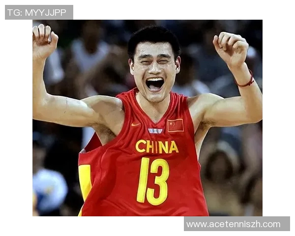 姚明退役时刻的珍贵瞬间回顾与篮球传奇生涯的完美告别 姚明退役时刻的珍贵瞬间回顾与篮球传奇生涯的完美告别