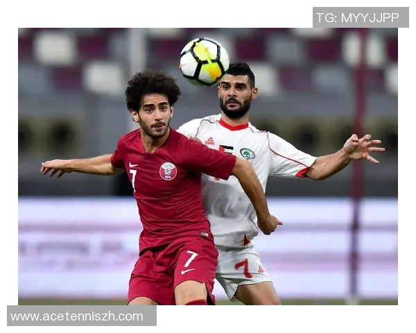 卡塔尔足球明星高清照片集锦展现球场风采与激情瞬间